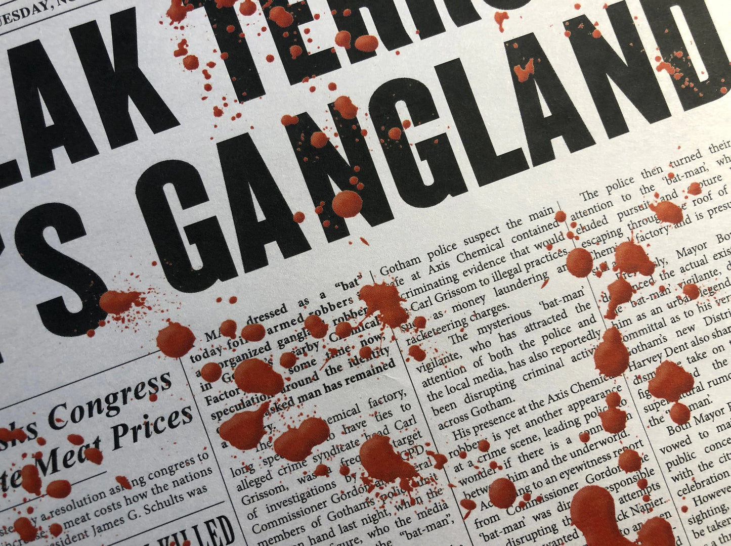 1989 Batman Winged Freak Bloody Newspaper Prop Replica - Joker - Gotham Globe - Michael Keaton