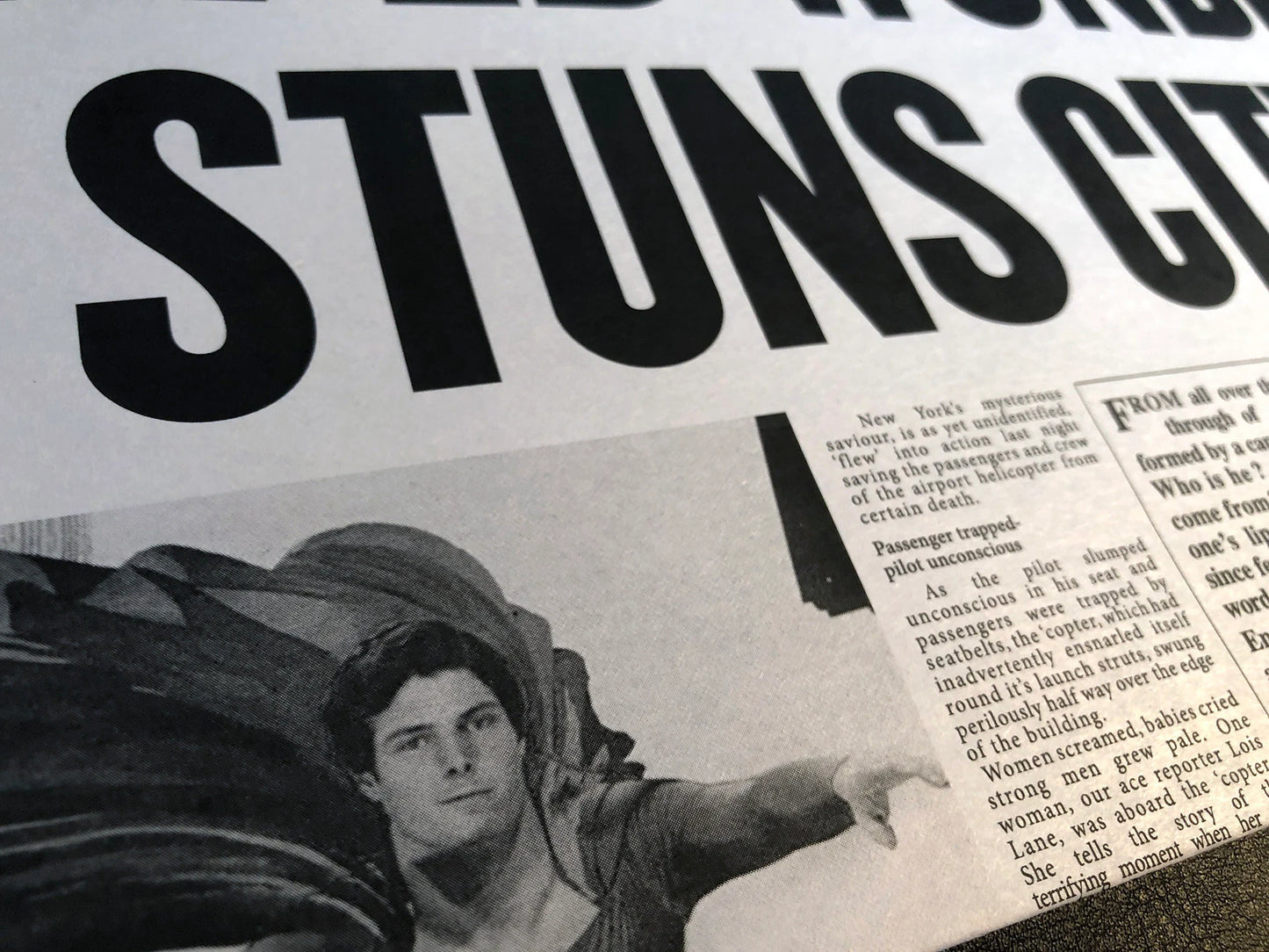 Superman Caped Wonder Stuns City Daily Planet Newspaper Replica - Christopher Reeve - Metropolis -